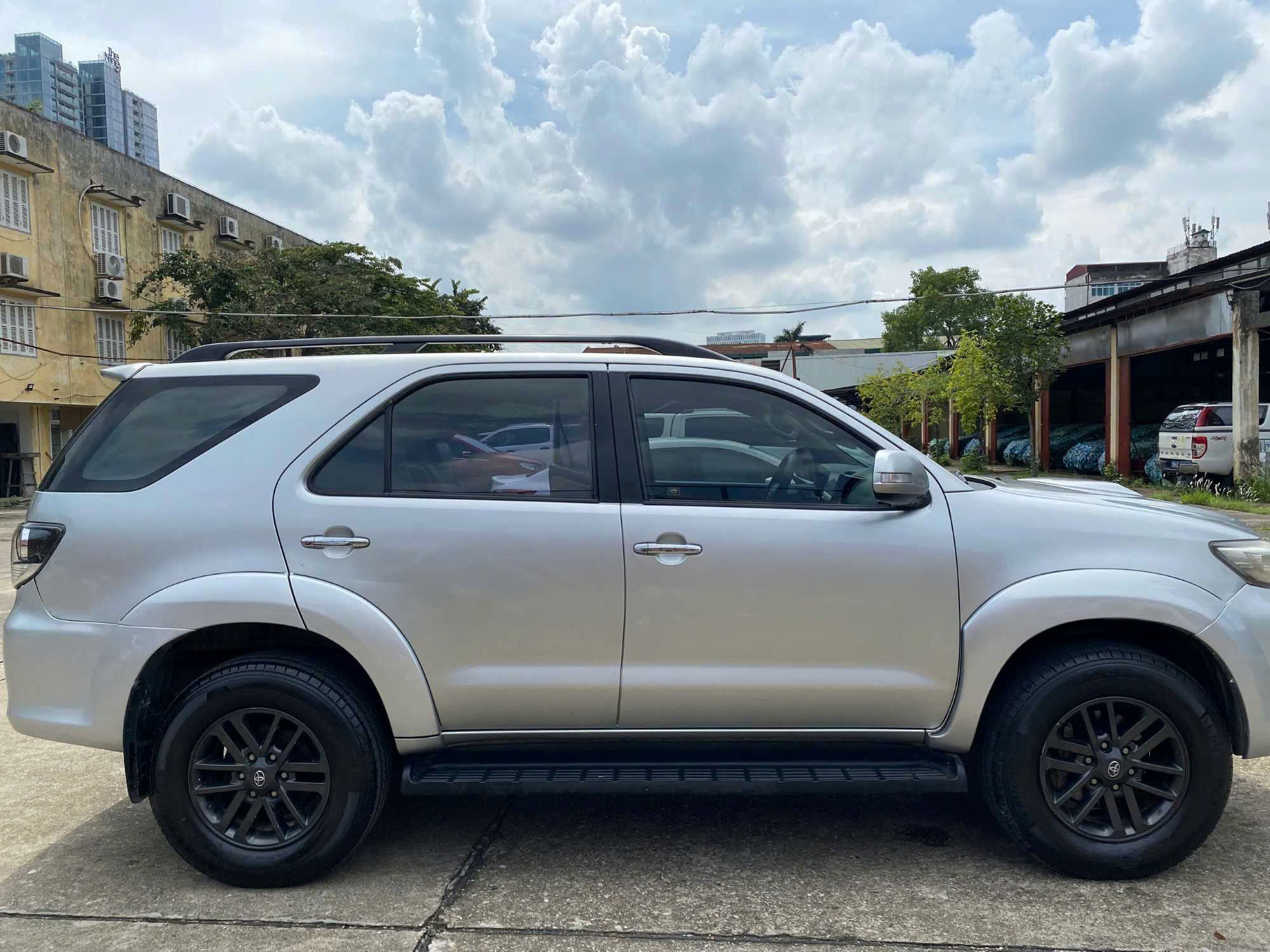 Cho thuê xe hợp đồng, sự kiện